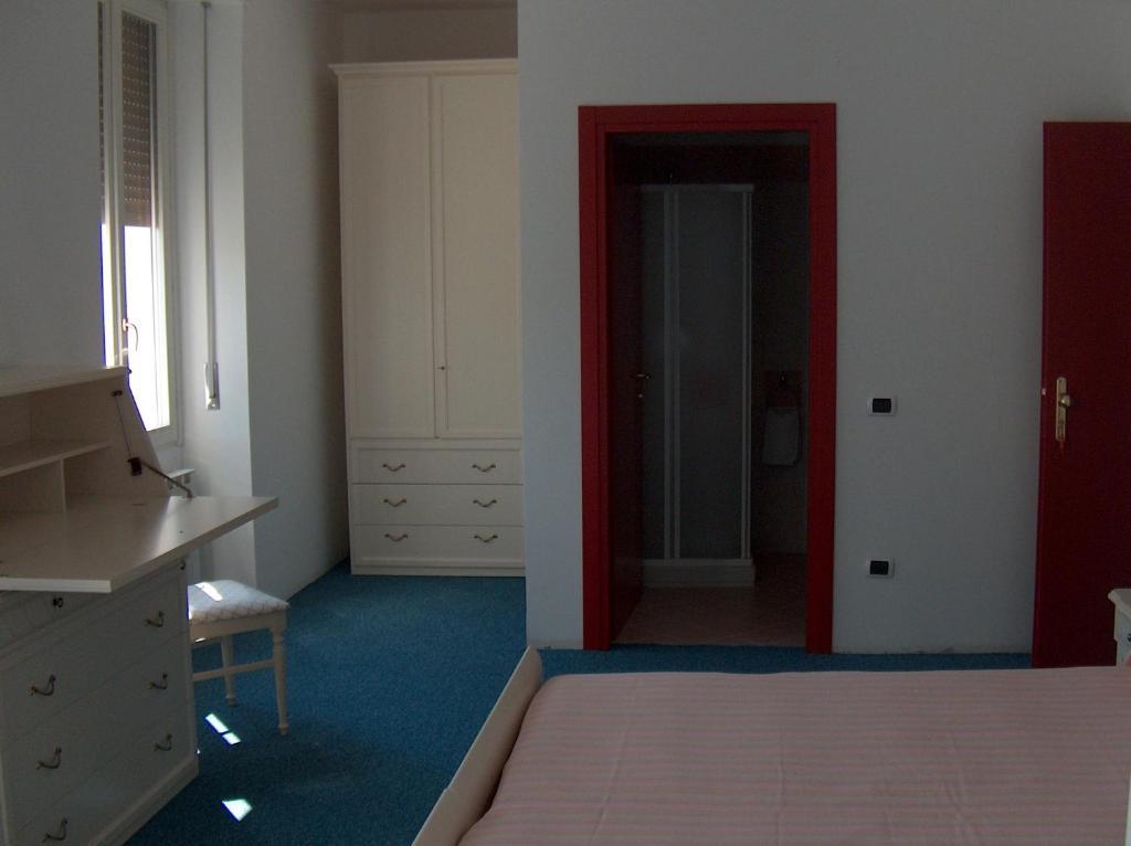 Hotel Ristorante Lepanto Salò Chambre photo