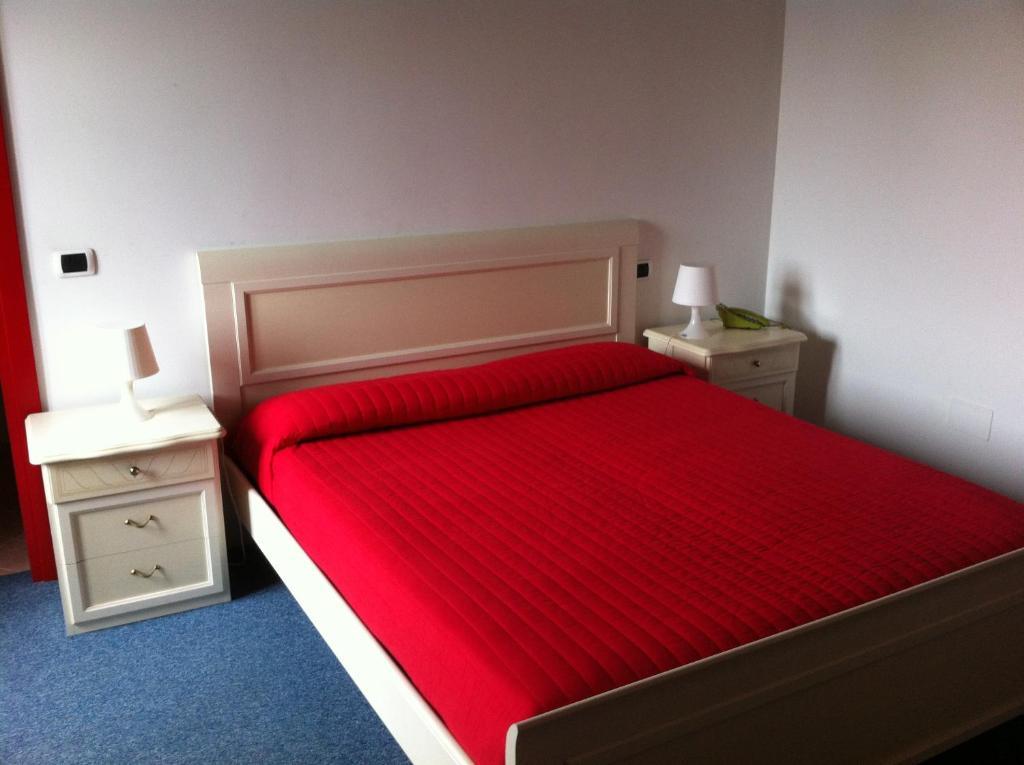 Hotel Ristorante Lepanto Salò Chambre photo