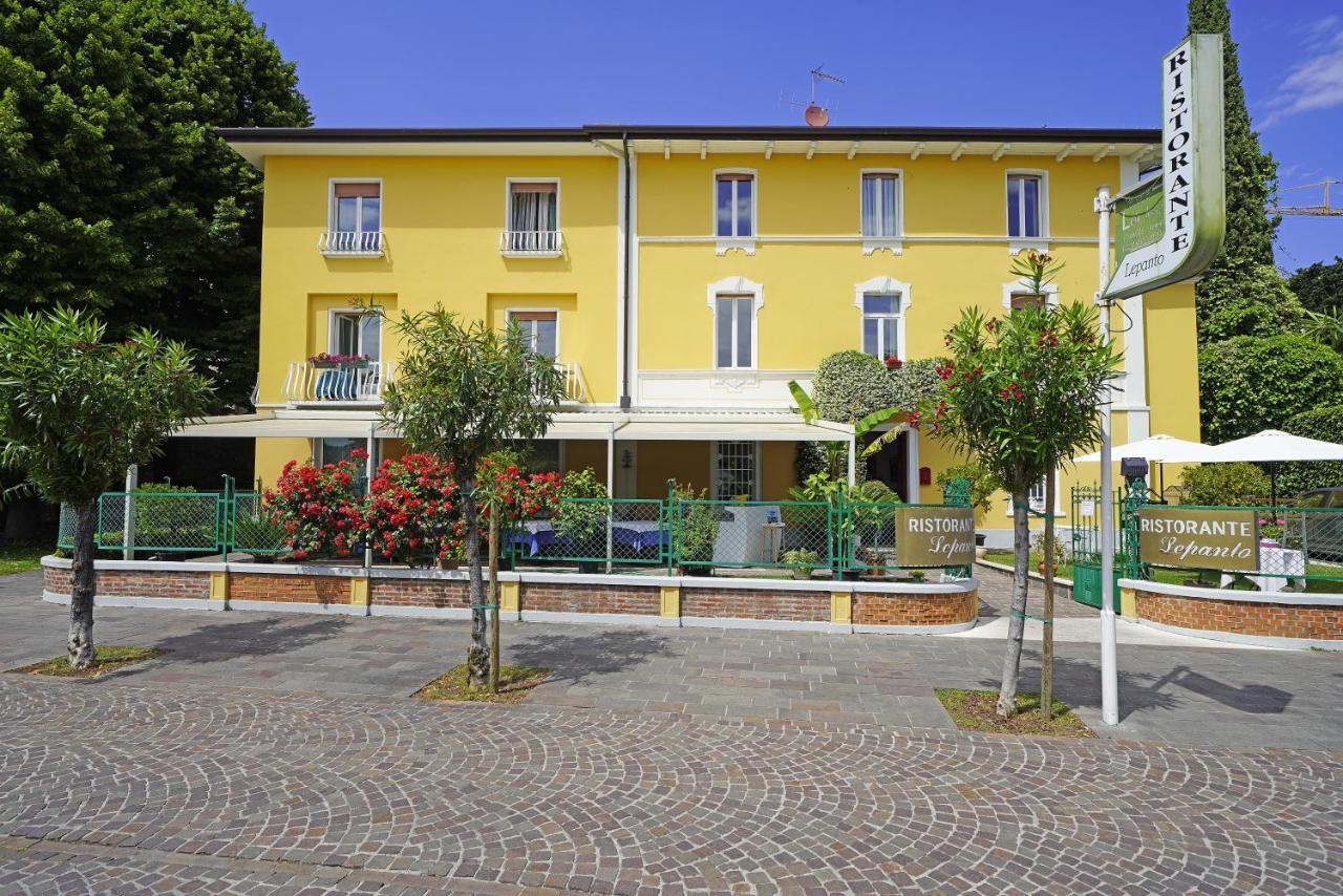 Hotel Ristorante Lepanto Salò Extérieur photo